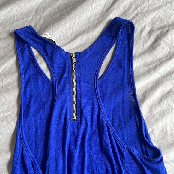 American Eagle Tank Top - Picture 2 of 2